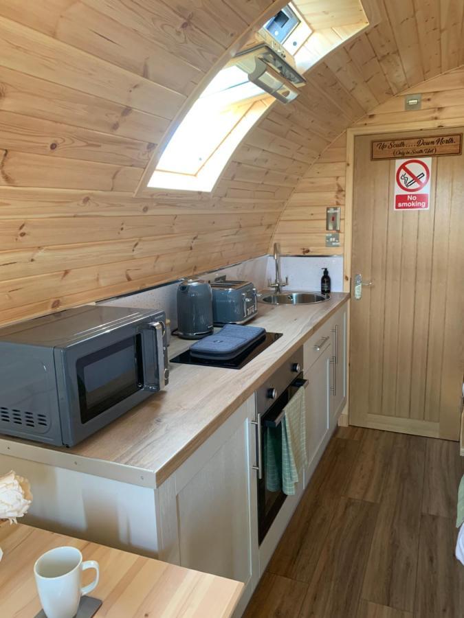 Loch An Eilean Pod Isle Of South Uist Pollachara Exterior foto