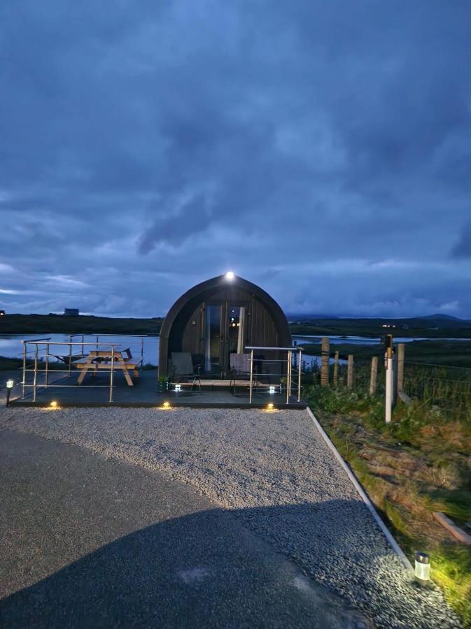 Loch An Eilean Pod Isle Of South Uist Pollachara Exterior foto