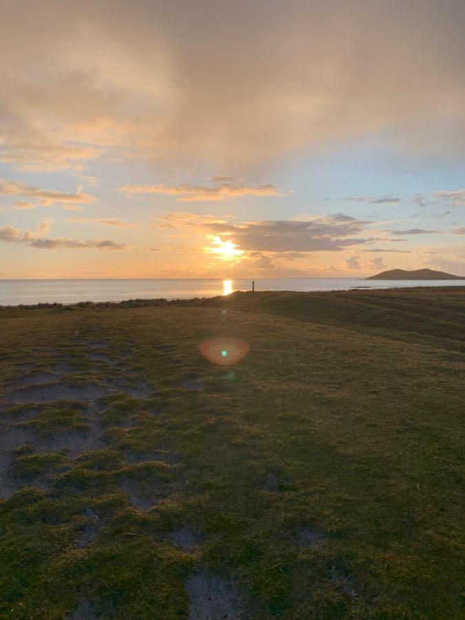 Loch An Eilean Pod Isle Of South Uist Pollachara Exterior foto