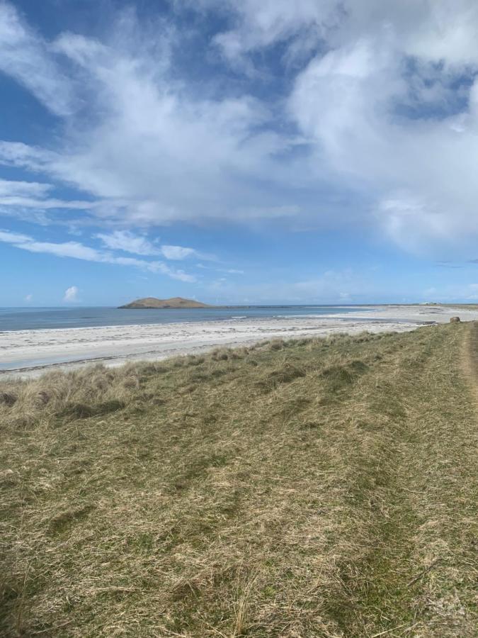 Loch An Eilean Pod Isle Of South Uist Pollachara Exterior foto